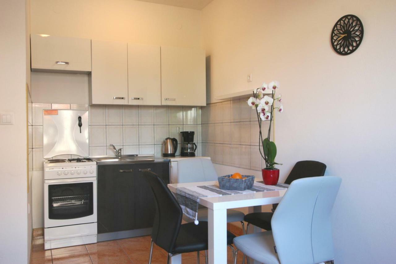 Vesna Apartment Pula Ngoại thất bức ảnh